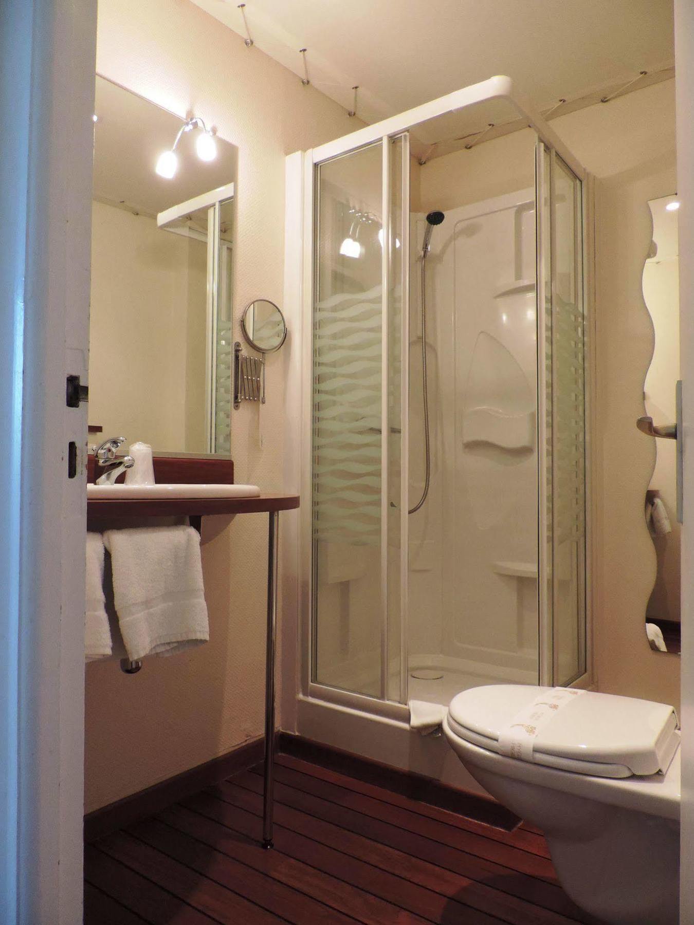רוסקוף Hotel Aux Tamaris - Vue Mer מראה חיצוני תמונה